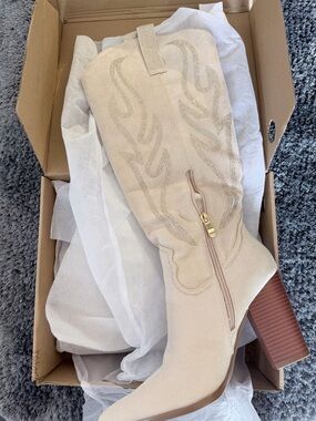 Women's Beige Suede Western-Inspired Knee-High Boot with Block Heel🔥brand new🔥